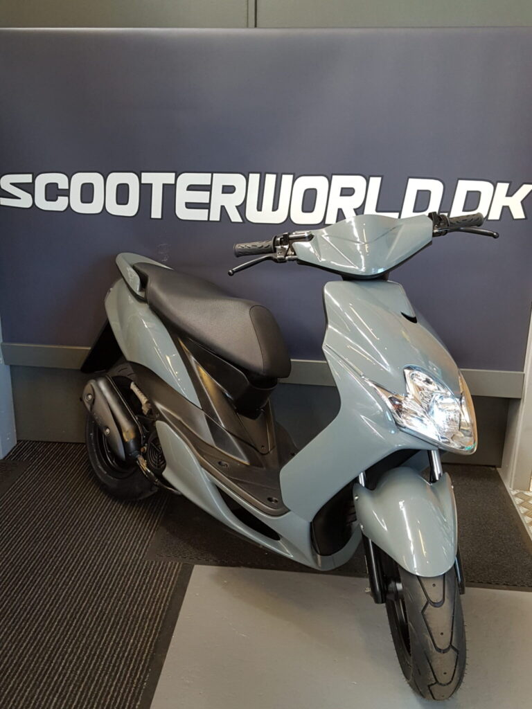 Yamaha R Scooterworld