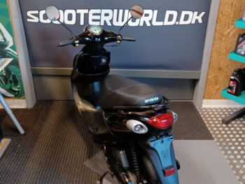 Sort PGO New Ligero 30 km/t brugt scooter, men står som ny