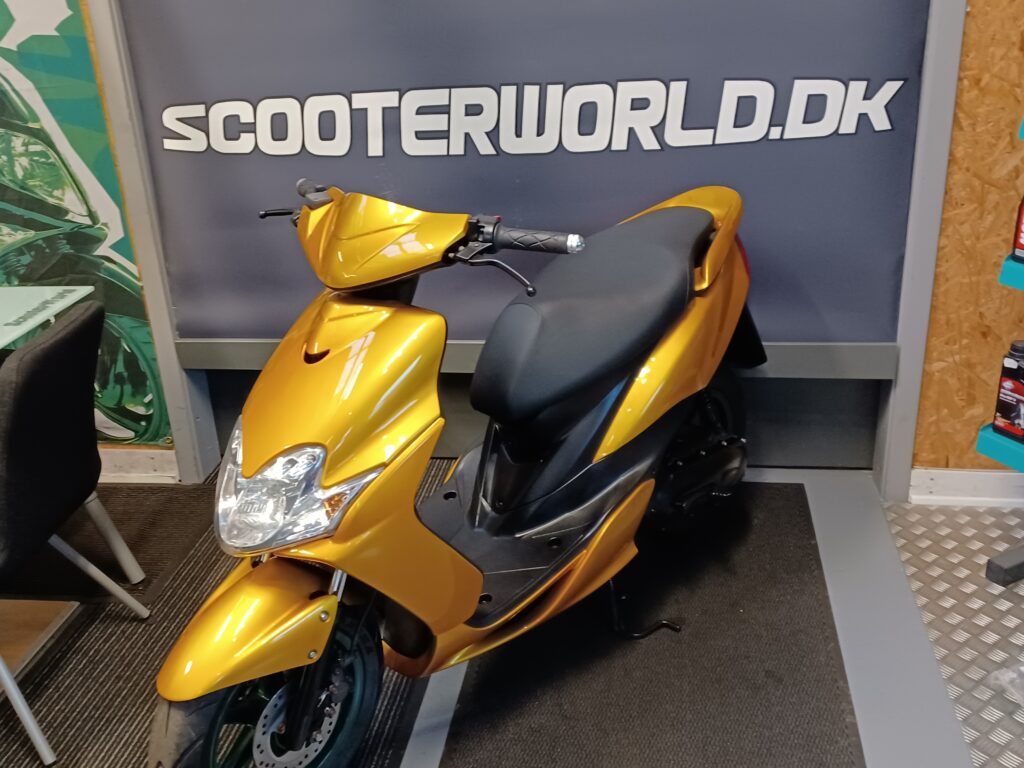 Yamaha Jog R • Scooterworld