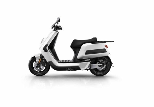 NUI Nqi Cargo elektrisk scooter hvid